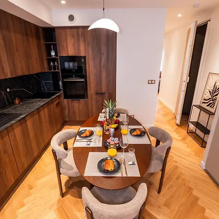 Le Constantine Croisette Apartment *
